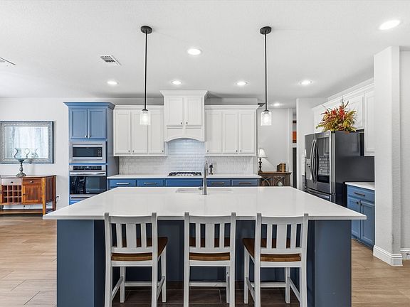 5th image of 6909 Raptor Dr