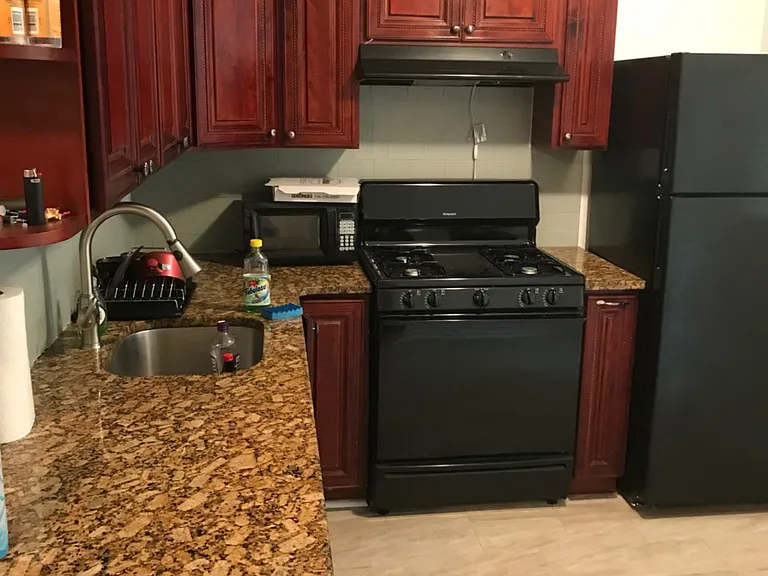 19-40 77th St #1 — Photo 3