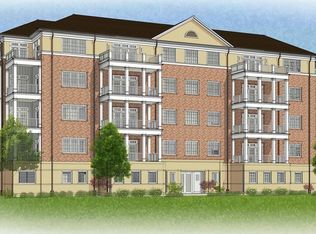 455 White Gables Ln #102, Charlottesville, VA 22903