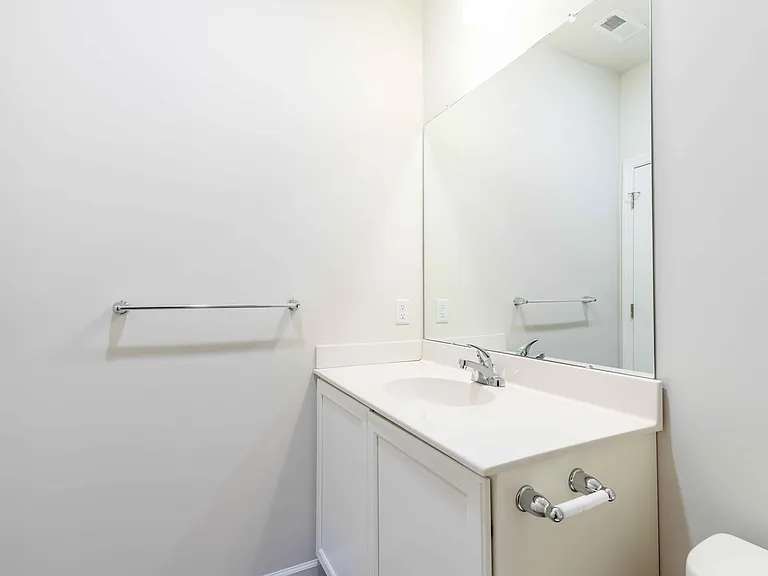 11 Wildflower Ln — Photo 8