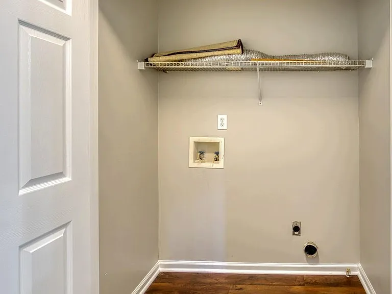 3036 Regal Park Ct — Photo 4