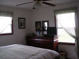 5846 Carlisle Hwy, Charlotte, MI 48813