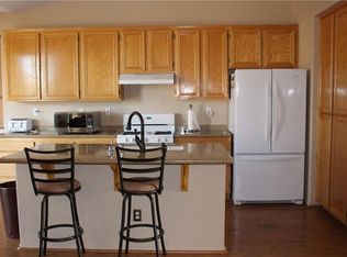 827 N Hemet St, Hemet, CA 92544