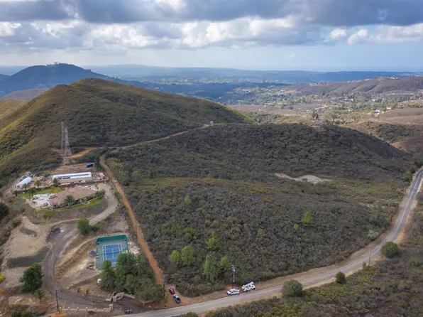 Questhaven Rd, San Marcos, CA 92078