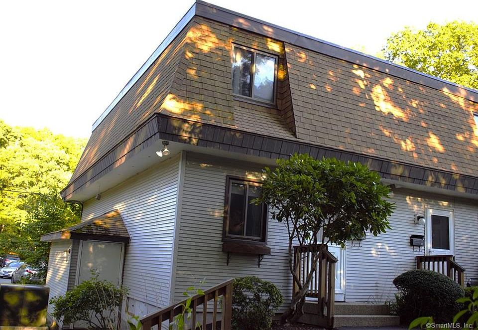 1st image of 11 King Arthur Dr #4A