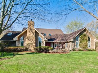 6582 Windham Ln, Long Grove, IL 60047