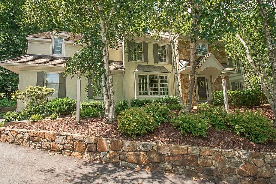 For Sale: 206 Ravenscliff Road, St. Davids, PA 19087