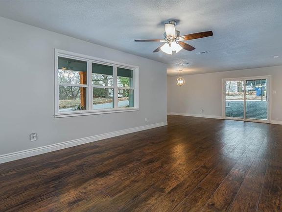 5th image of 3001 S Scullin Ave
