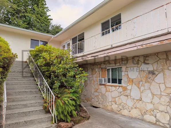6855 SW Capitol Hwy, Portland, OR