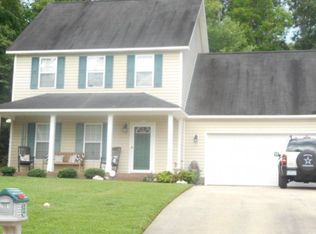 2901 Forest Glen Dr, Sanford, NC 27330