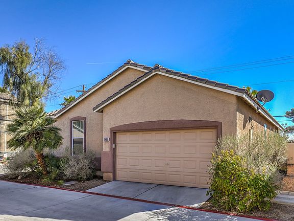 4th image of 2409 Dutchmans Pipe Ct
