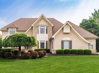 8218 Chippenham Dr, Dublin, OH