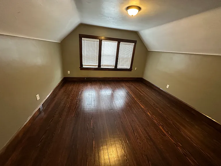 3224 Holmes St — Photo 16
