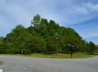 101 Pee Dee Ln, Piedmont, SC 29673
