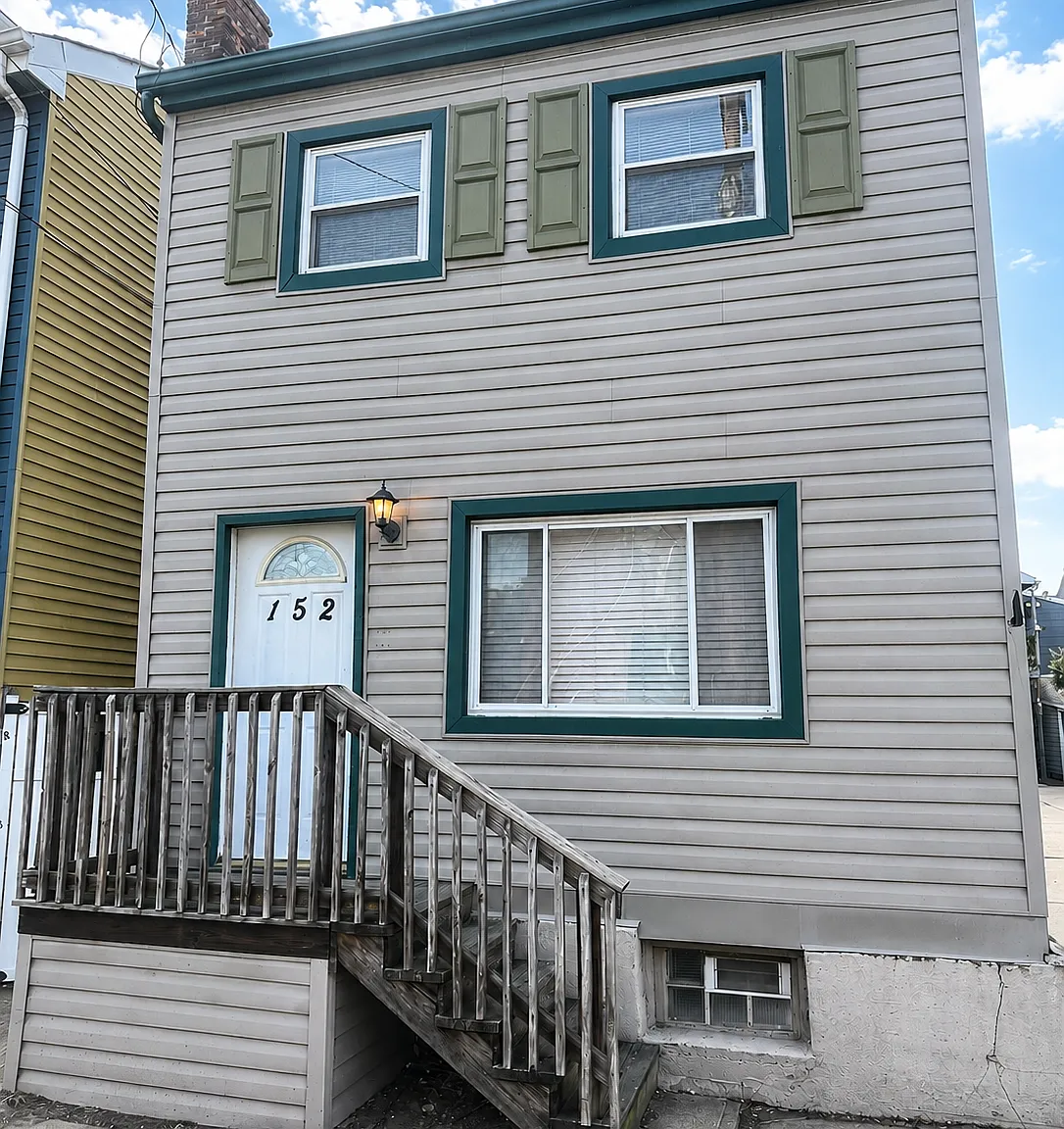 2 bed, 1228 sqft, $1,700 — Photo 1