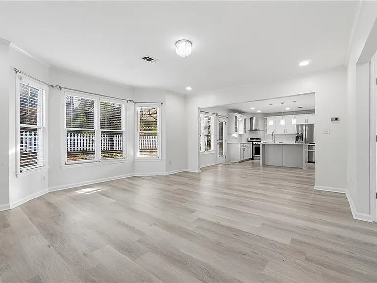 1150 River Overlook Dr — Photo 13