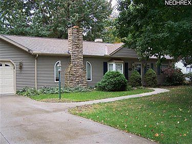 2nd image of 6042 Douglas Dr