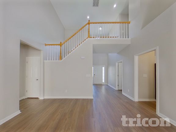 2nd image of 6031 Powder Mill Pl