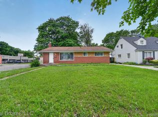 13905 Longacre St, Detroit, MI 48227