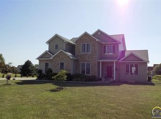 1120 Rim Rock Ct, Burlington, KS 66839