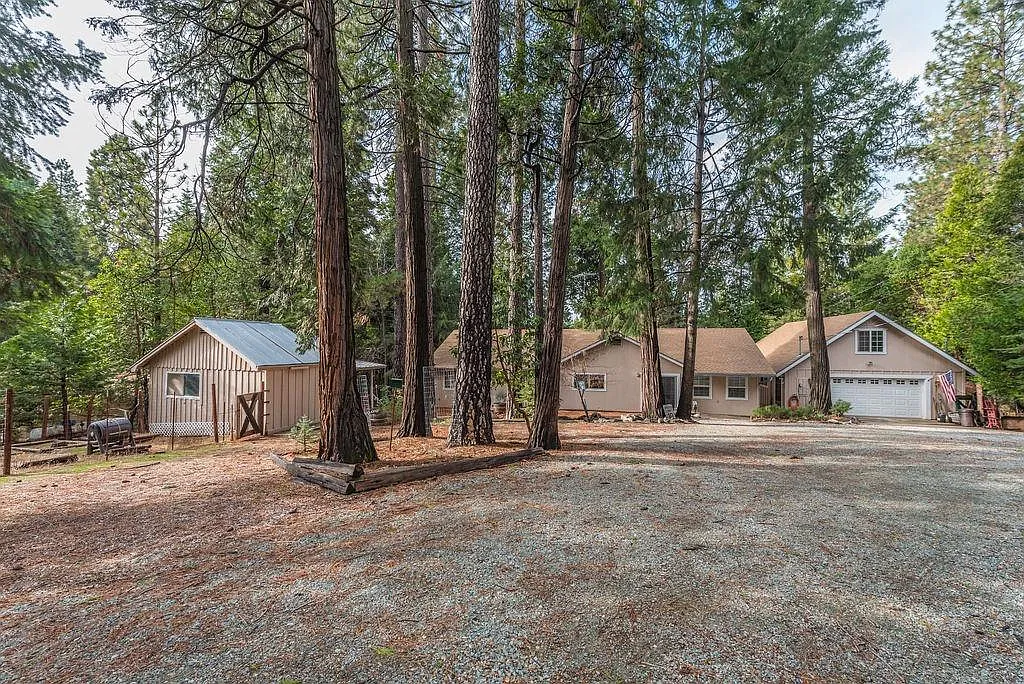 25910 Sylvan Rd photo 1