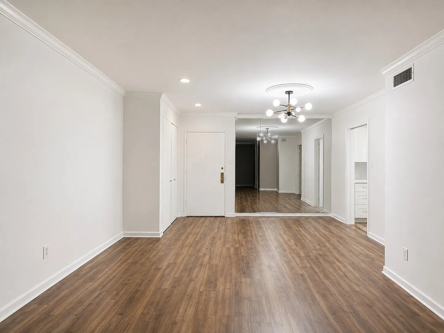 2 bed, 1198 sqft, $2,500 — Photo 3