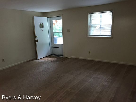 3rd image of 118 S 7th St APT 3