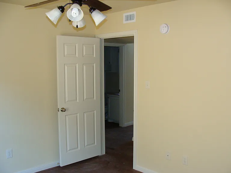 115 Meadow Park Cir #115 — Photo 29