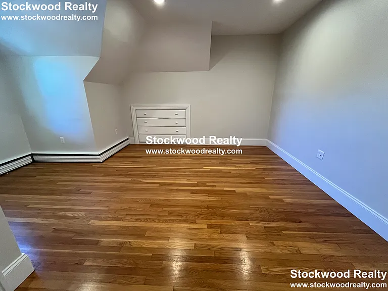 90 Lyndhurst St #5 — Photo 21
