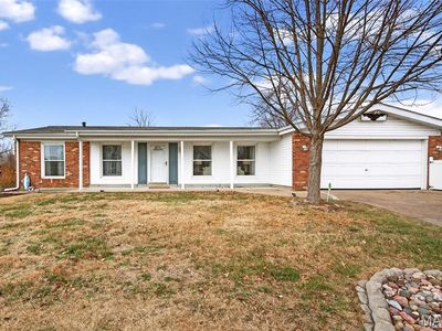5122 Towne South Rd, Saint Louis, MO, 63128