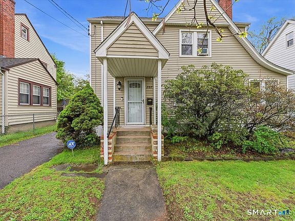 2nd image of 207 Branford Street