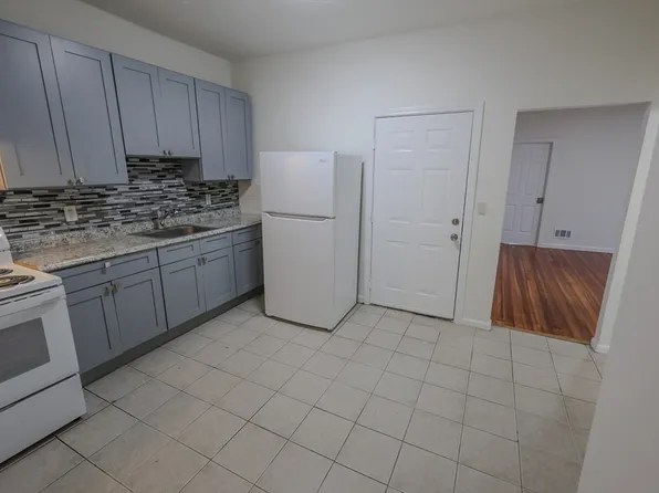 127 Intervale St APT 2, Dorchester, MA 02121