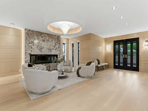 79 N Bel Aire Pl SW, Calgary, AB T2V 2C3