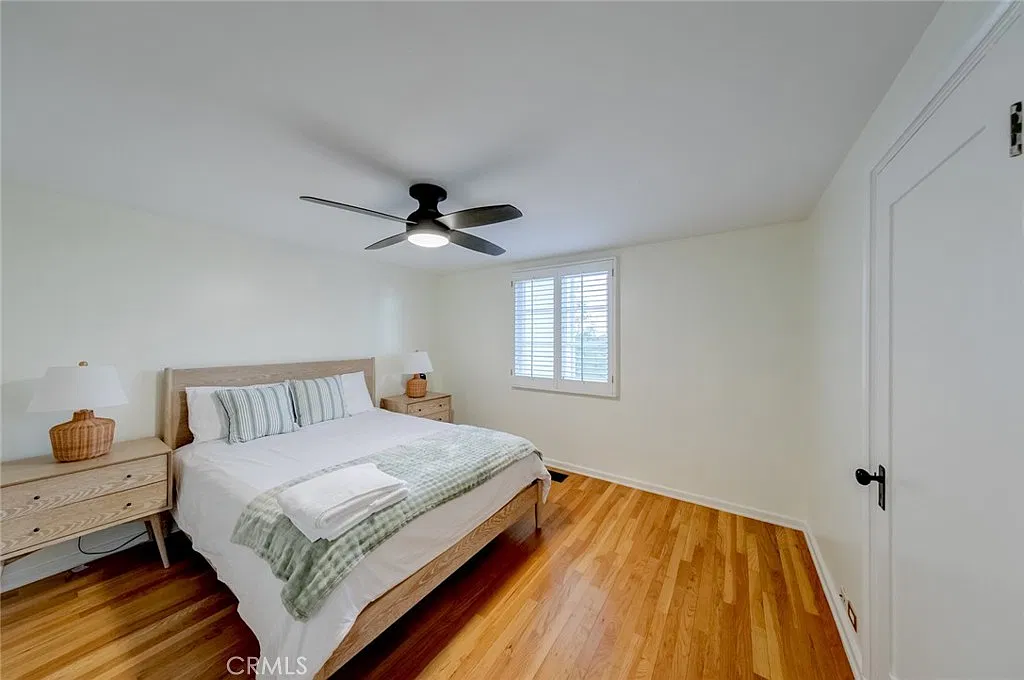 2 bed, 864 sqft, $2,795 — Photo 3