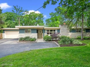 27W410 Manchester Rd, Winfield, IL 60190