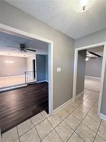 2015 Spanish Oaks Dr — Photo 2
