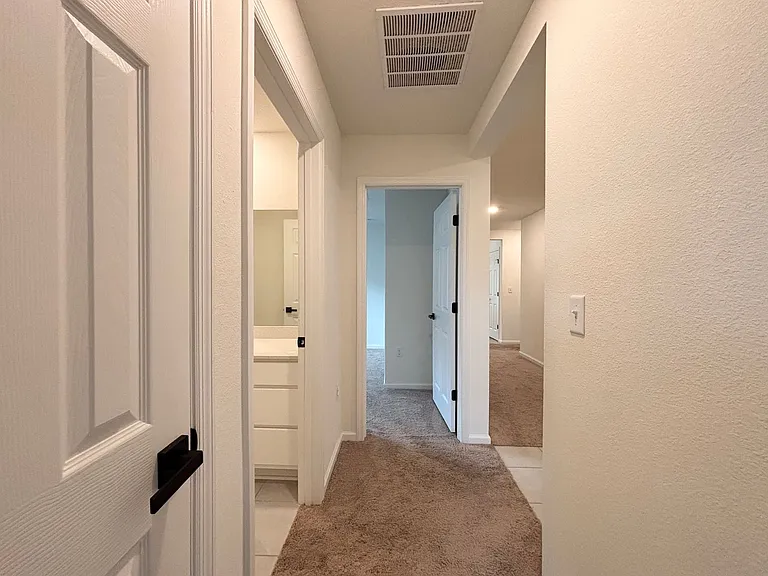 2894 Windsor Lakes Way — Photo 7