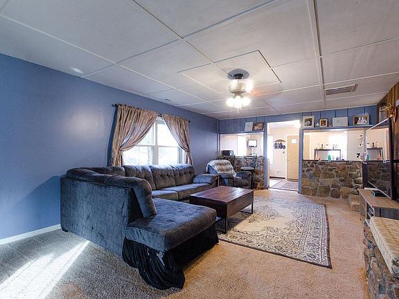 5th image of 142 Fairfax Cir