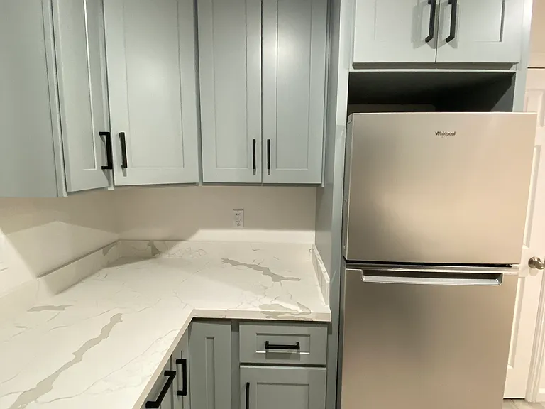 91 E Vince St #97 — Photo 2