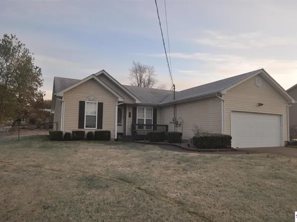 813 Edgebrook Dr, Vine Grove, KY 40175