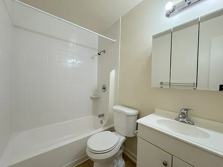 4104 Sideburn Rd — Photo 17