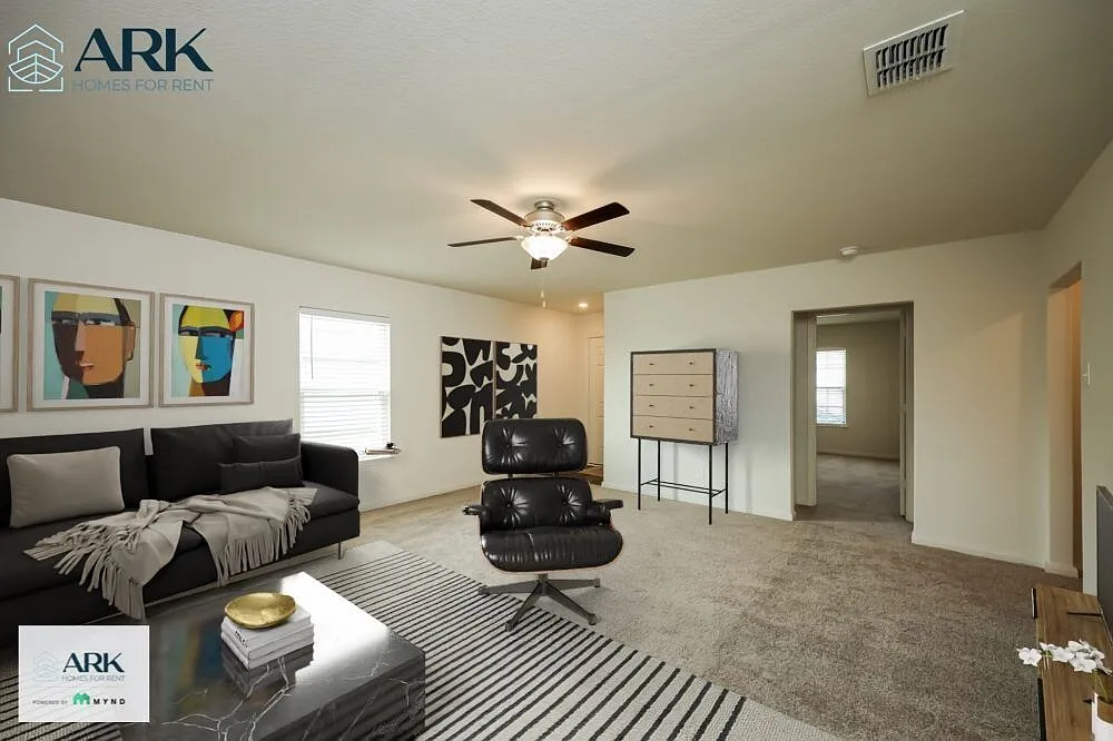 4 bed, 2.0 bath, 1794 sqft, $1,778 — Photo 2