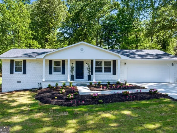 46 Hunting Creek Dr, Marietta, GA 30068