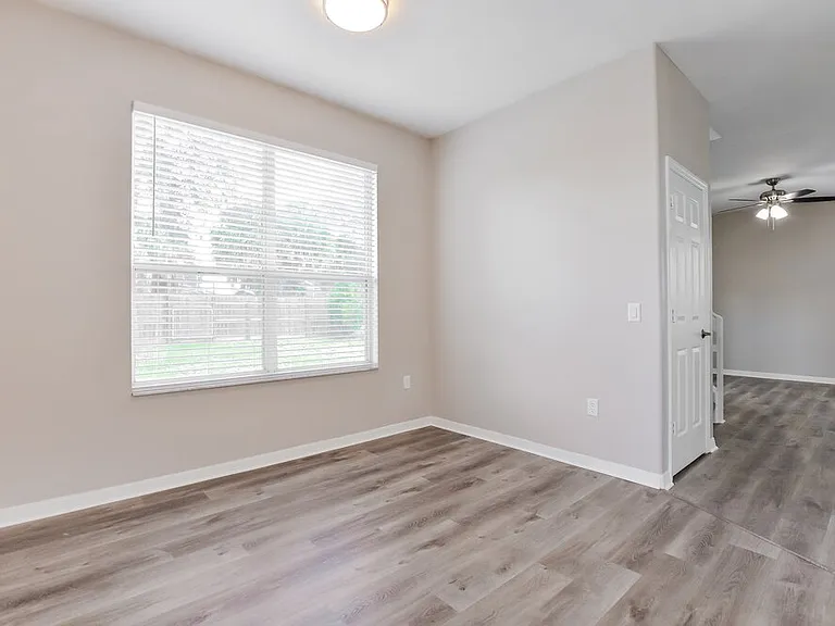 1221 Woodflower Way — Photo 8