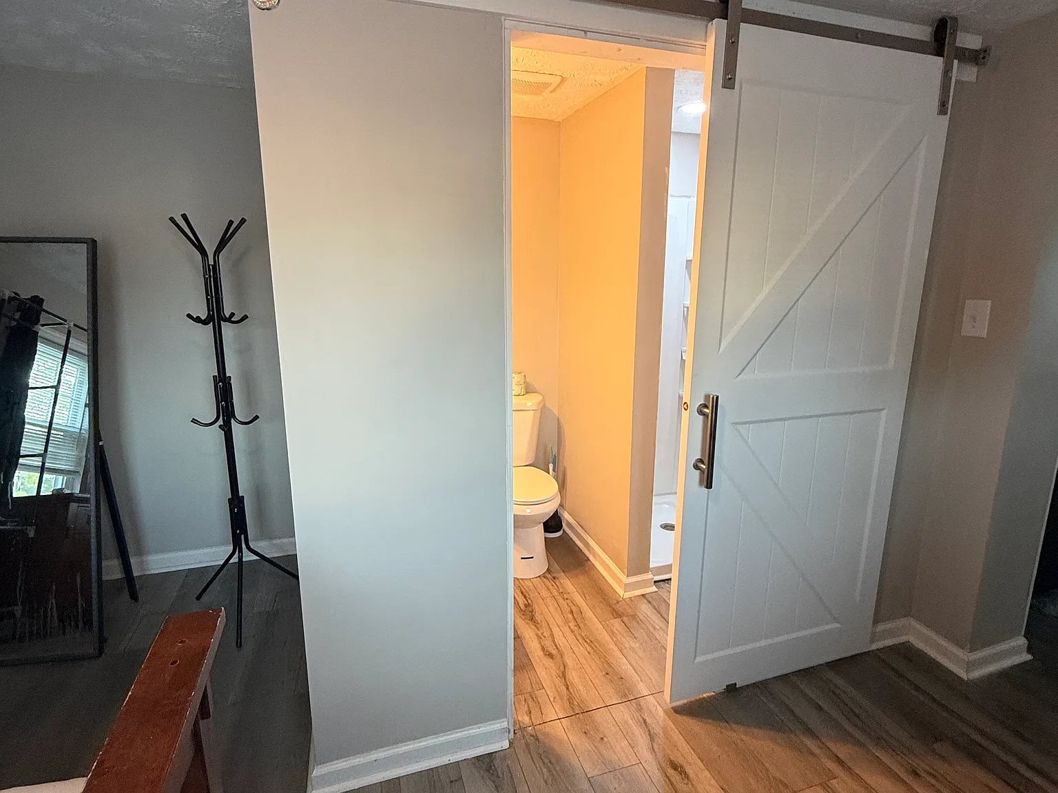 4 bed, 1900 sqft, $825 — Photo 2