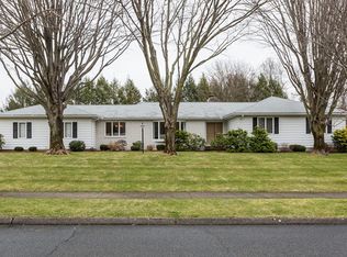 69 Willow Brook Rd, Longmeadow, MA 01106