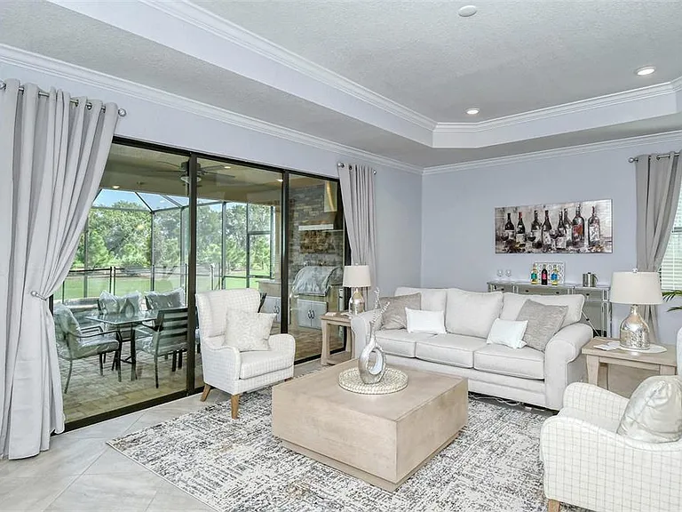 6026 Brandon Run — Photo 10