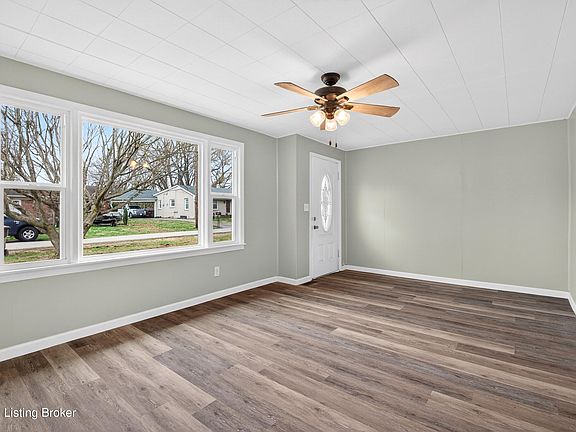 4th image of 213 Odell Ct