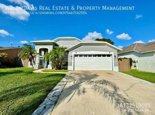 11504 Wellman Dr, Riverview, FL 33578