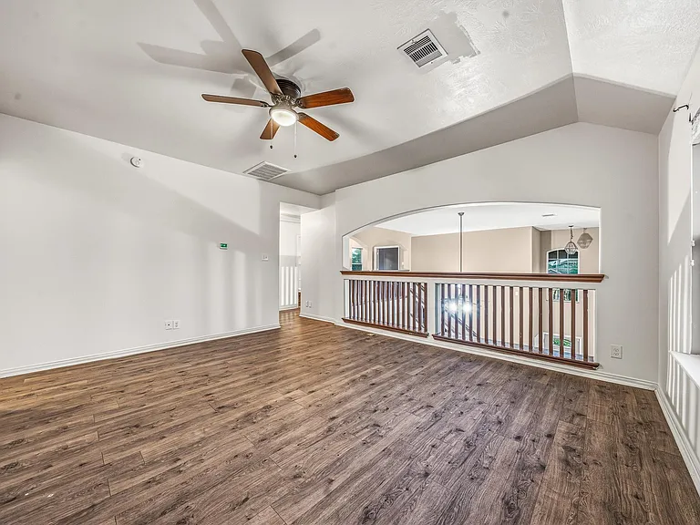 2403 Summers Glen Ct — Photo 14